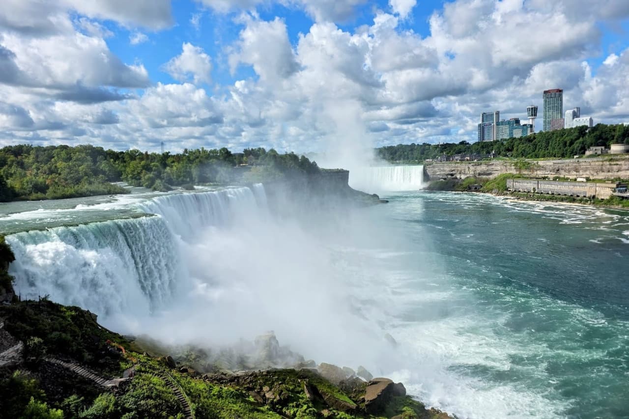 Niagara Falls USA Sightseeing Tour + All-Inclusive Meal - image 4