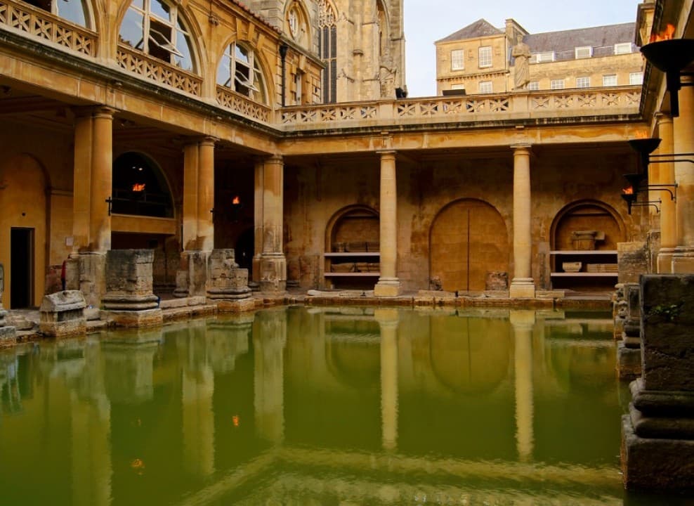 Stonehenge and Roman Baths Tour - main image