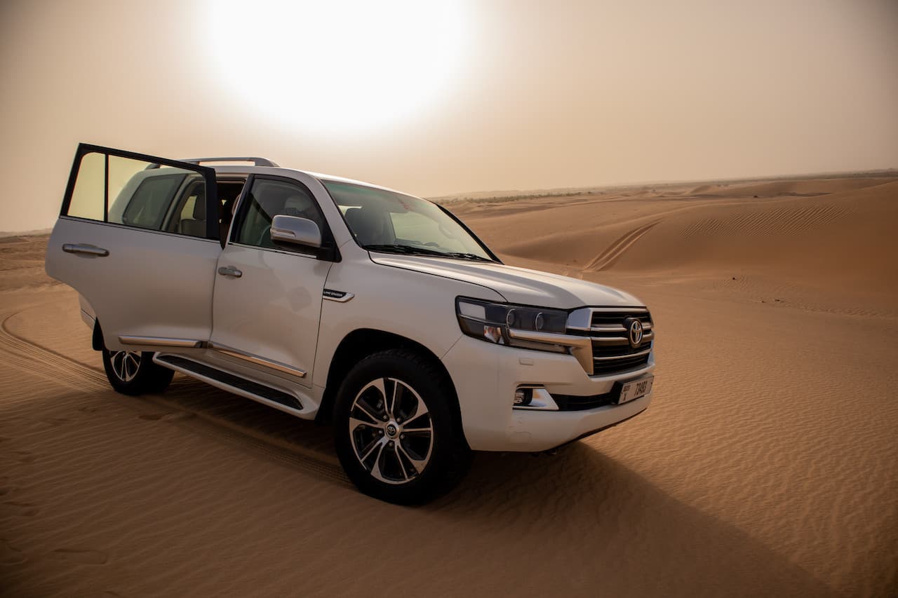 Desert Safari Tour from Abu Dhabi - main image