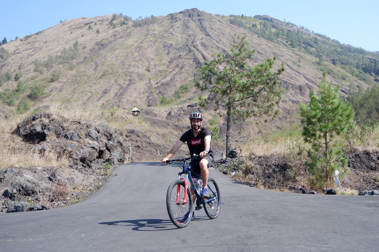 Mount Batur Sunrise and Black Lava Cycling Tour - image 4