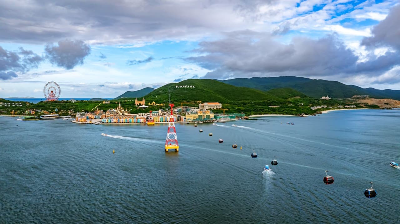 Vinpearl Harbour Nha Trang Cable Car Ticket - main image
