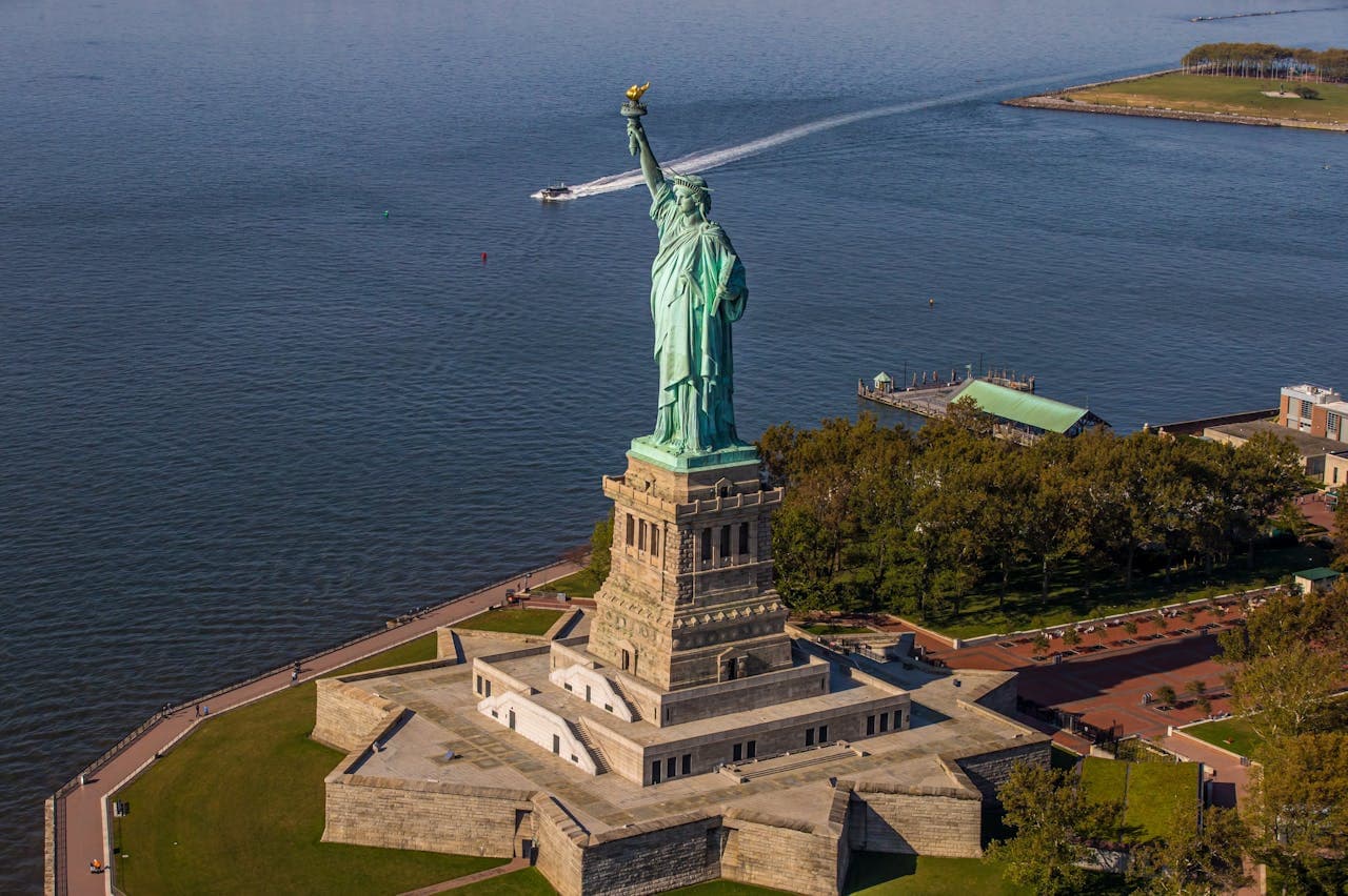 New York City: 20-minute Helicopter Tour from Manhattan - image 2