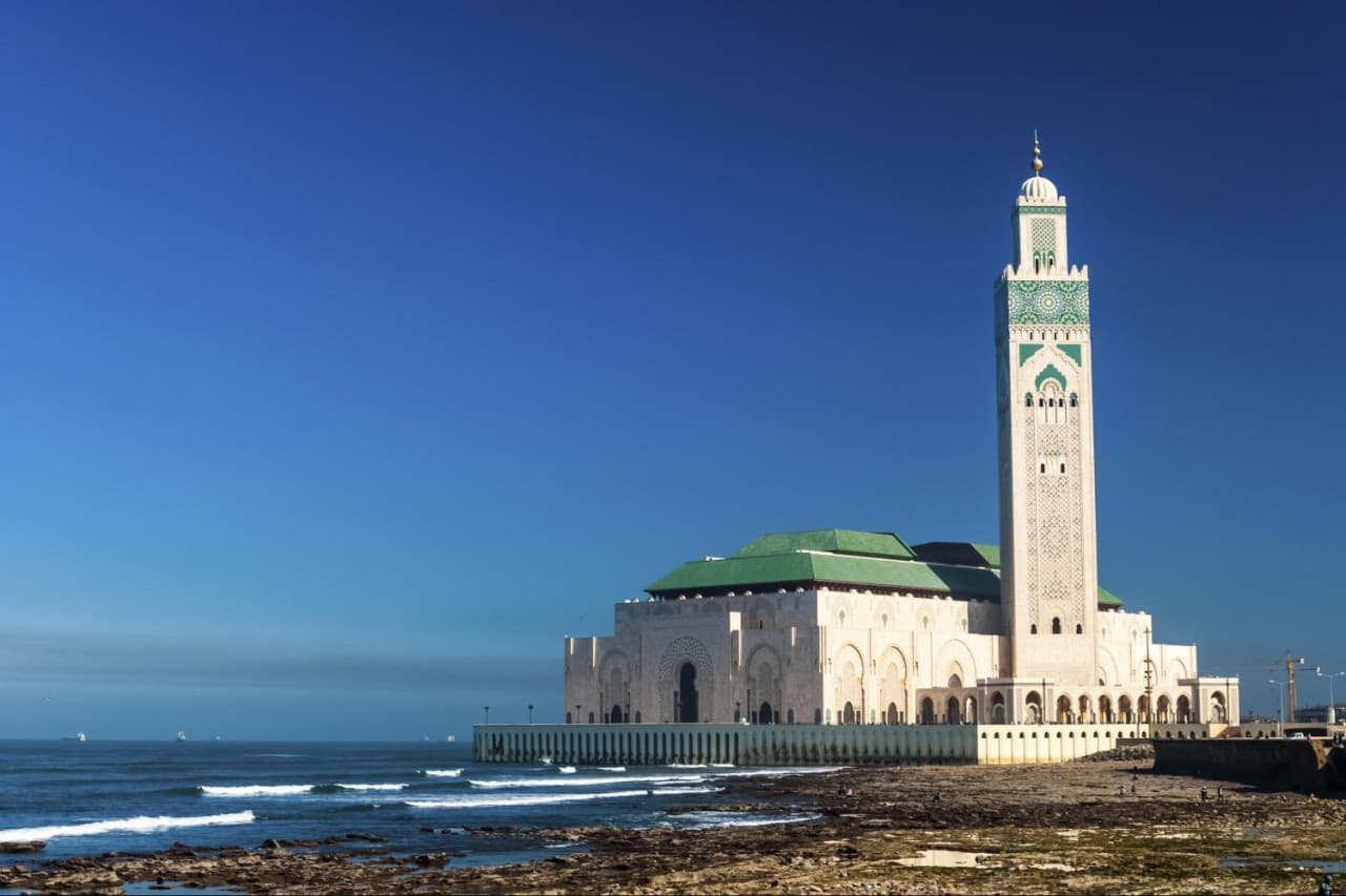 Casablanca Half-Day Tour: United Nations Square, Central Market, Royal Palace, Habbous Quarter - image 4