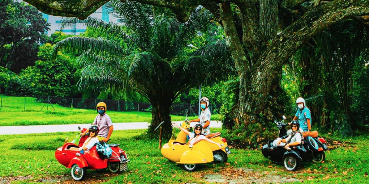 Singapore Sidecars Glamorous Film-Inspired Tour - main image