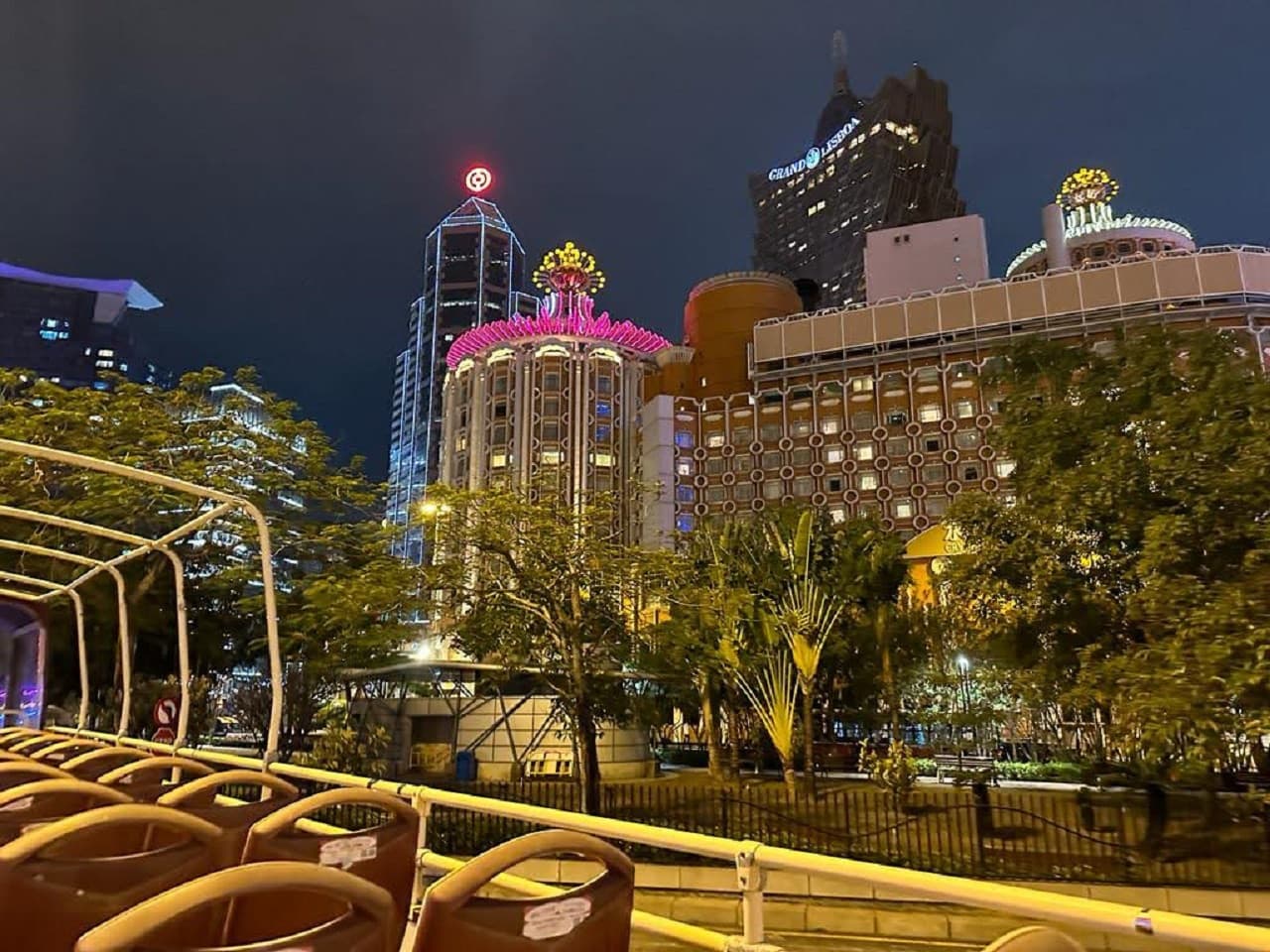 Macau Open Top Bus Tour - image 15