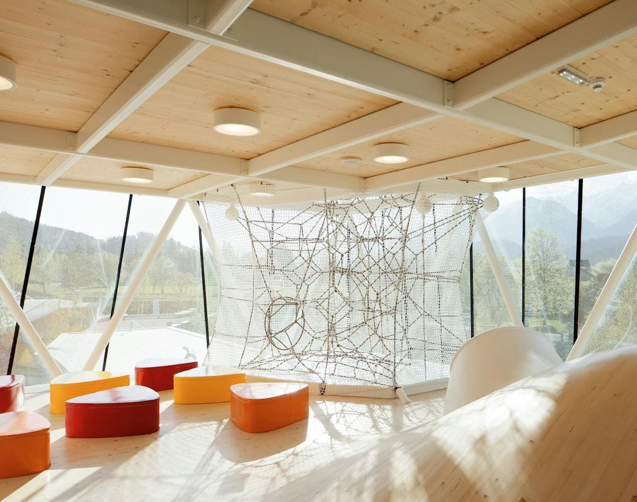 Swarovski Crystal Worlds - image 11