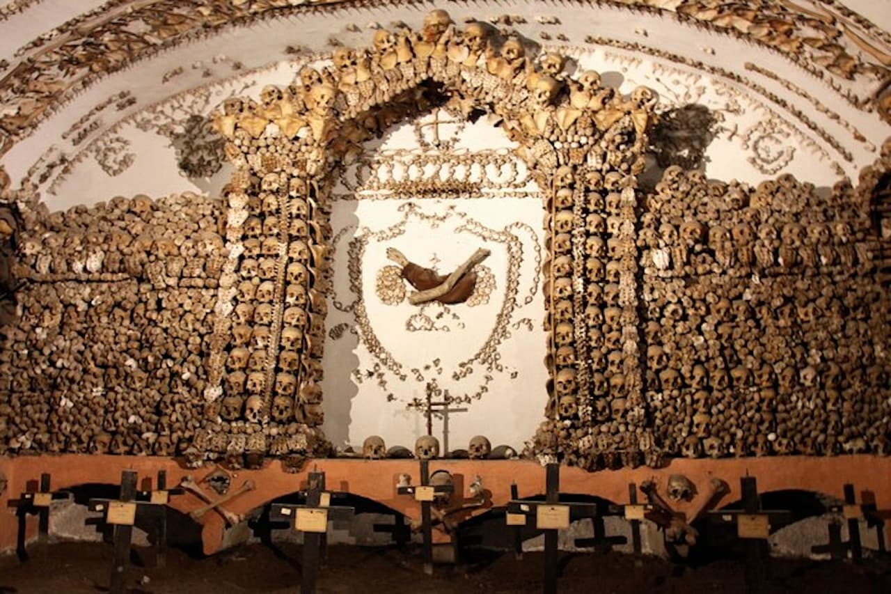 Rome Underground Tour: Capuchin Crypts, Christian Catacombs, Basilica of San Martino ai Monti - imagen 2
