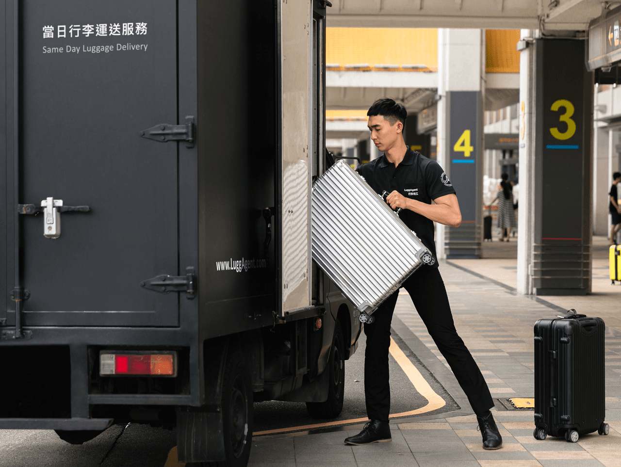 LuggAgent Osaka Airport Luggage Services - image 2