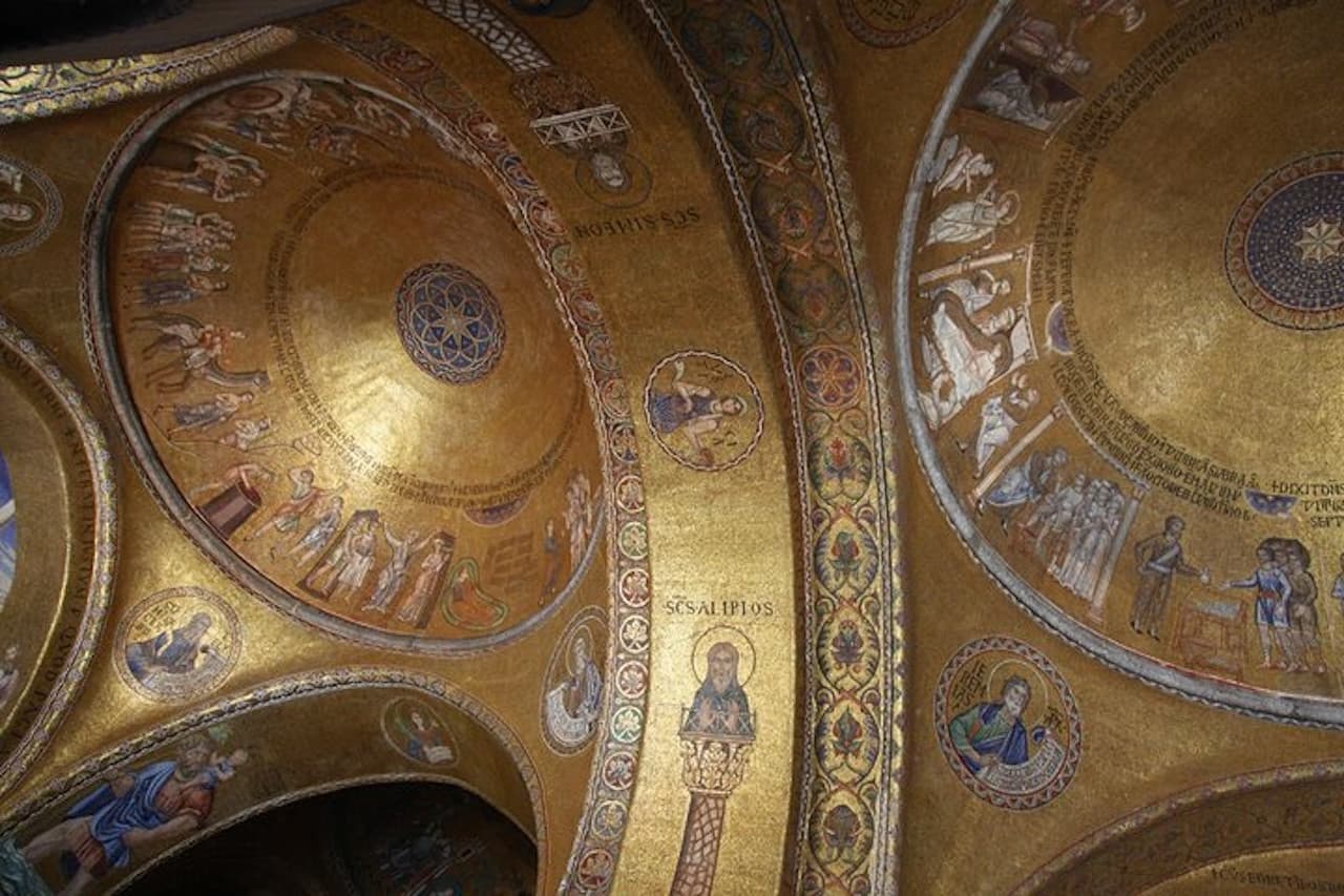 St. Mark's Basilica and Doge's Palace Skip-the-Line Guided Tour - main image