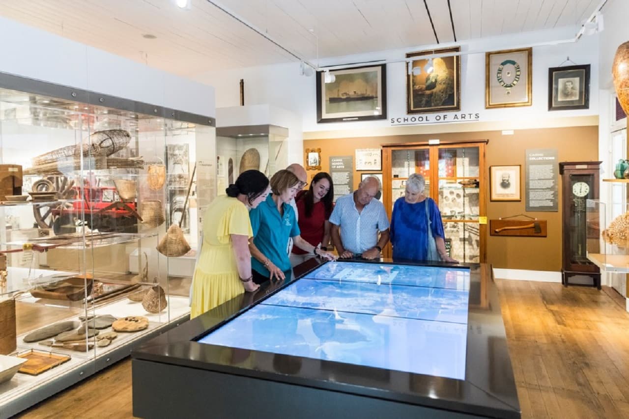 Cairns City Tours - image 13