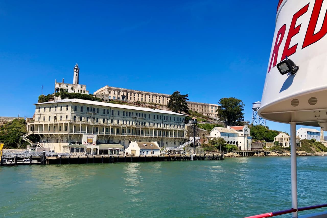 San Francisco Bay 1 Hour Golden Gate Sightseeing Boat Cruise by Red and White Fleet - imagen 10