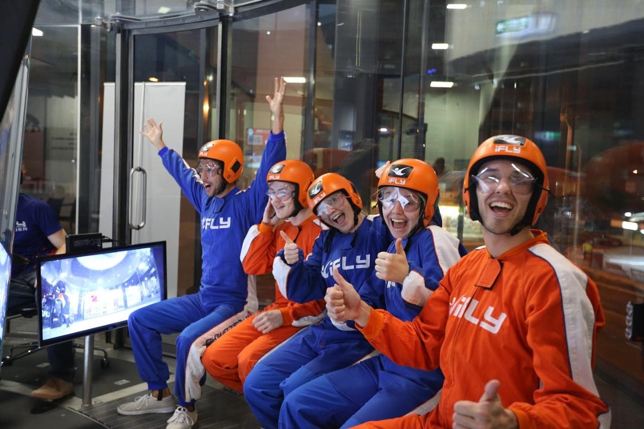Experiencia de paracaidismo bajo techo en iFLY Gold Coast - imagen 7
