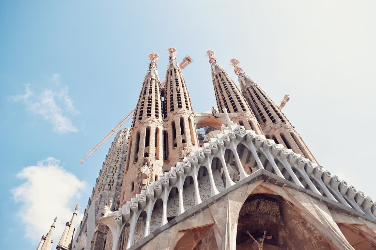 Sagrada Familia Skip-the-Line Guided Tour - main image