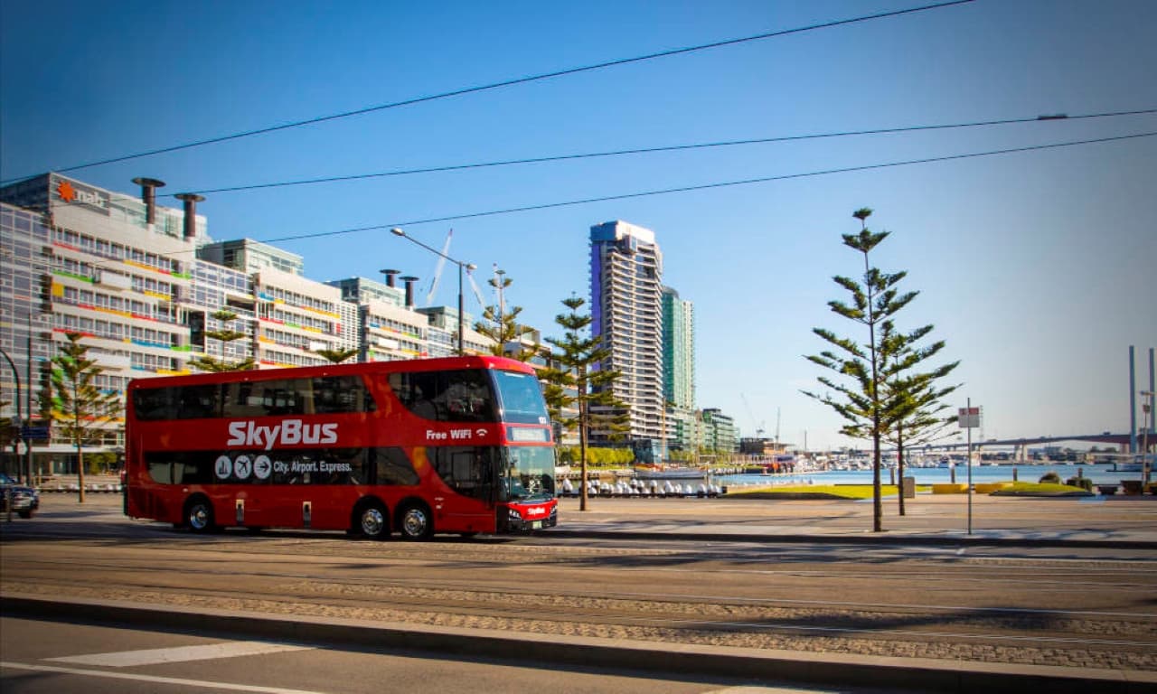 SkyBus Melbourne City Express Airport Transfer - image 5