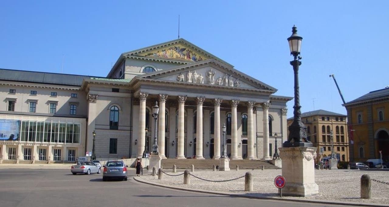 Munich Walking Tour - image 2
