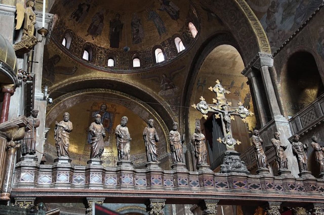 St. Mark's Basilica and Doge's Palace Skip-the-Line Guided Tour - image 19