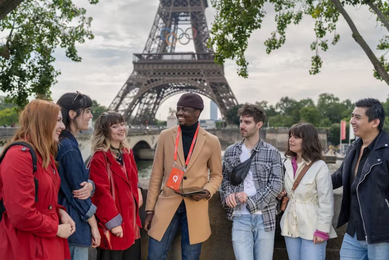 Eiffel Tower Reserved Access Tickets with Optional Summit - image 9