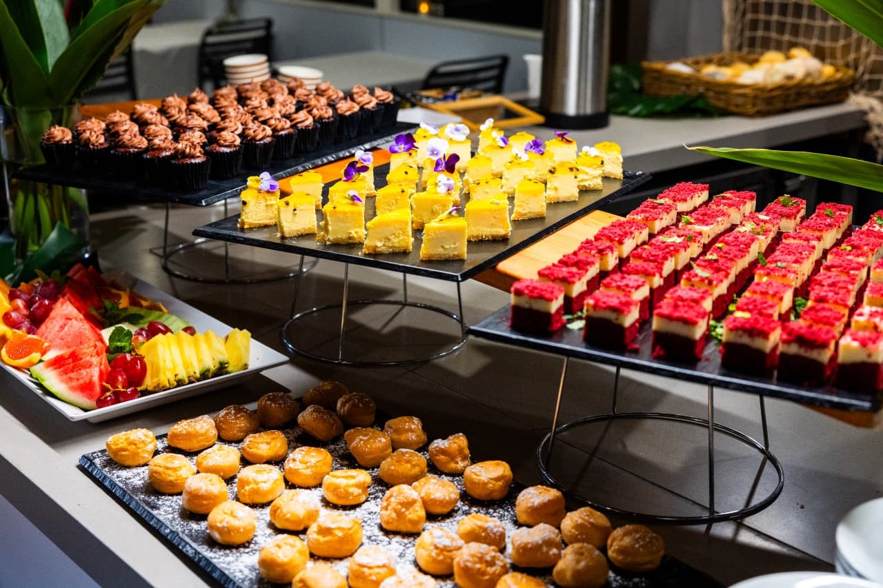 Cena buffet con crucero por Gold Coast a bordo de Sea World Cruises - imagen 9