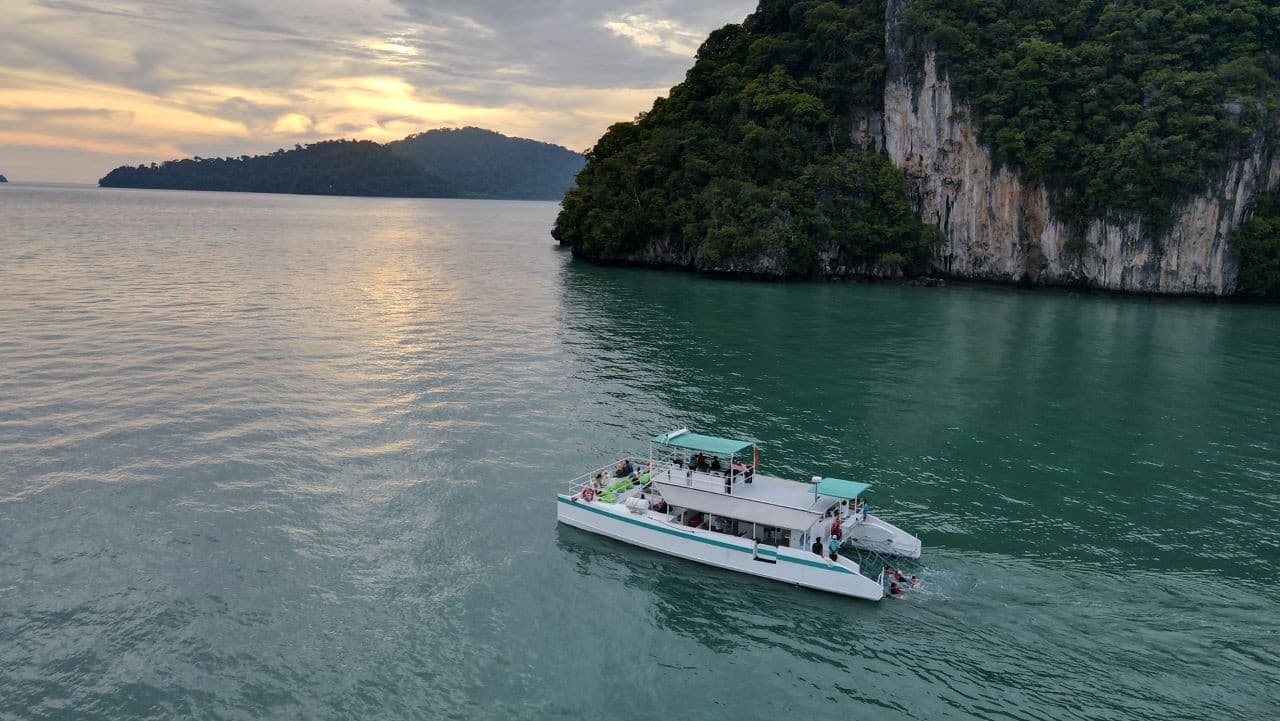 Premium Langkawi Sunset and Day Cruises by Crystal Yacht - image 8