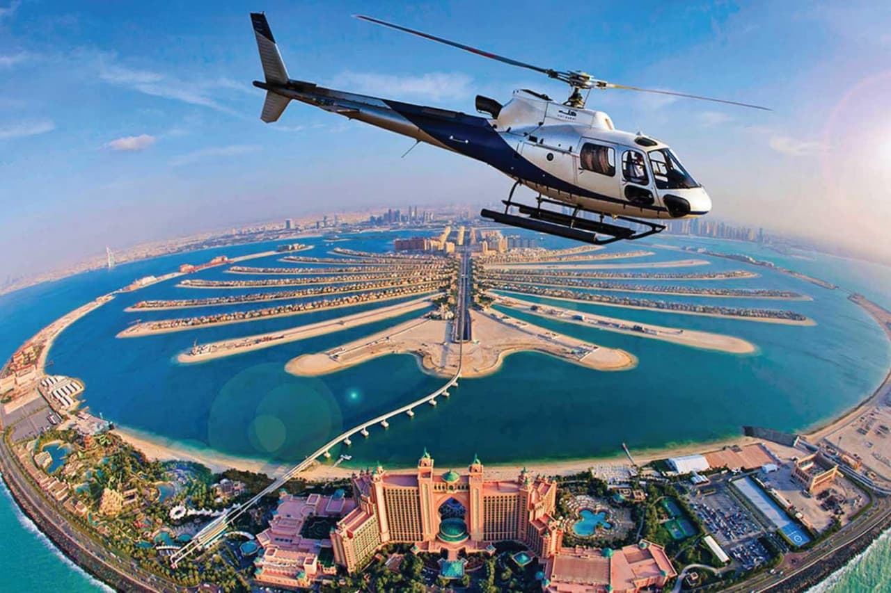 Dubai Helicopter Tour by HeliDubai - image 2