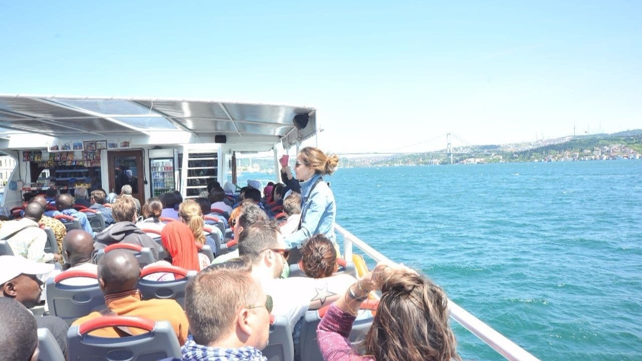 Golden Horn and Bosphorus Sightseeing Cruise with Audio Guide - image 3