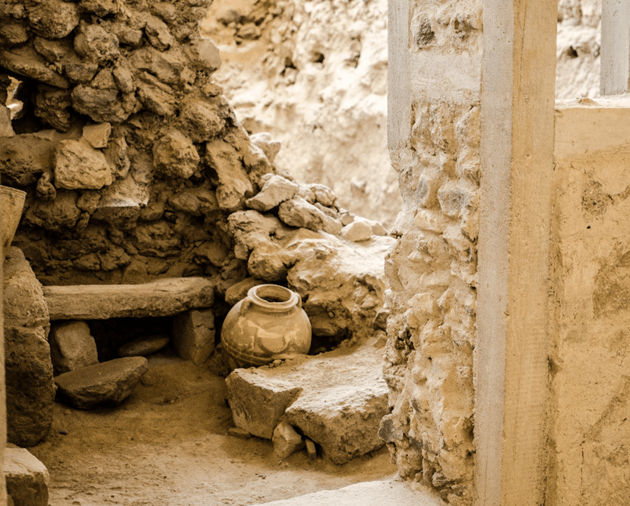 Akrotiri Archaeological Site - image 7