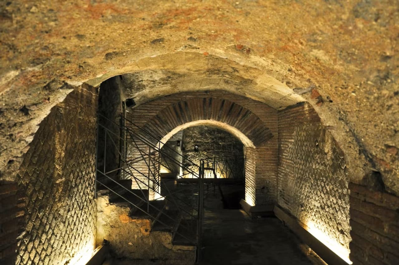 Naples Underground Guided Tour - main image