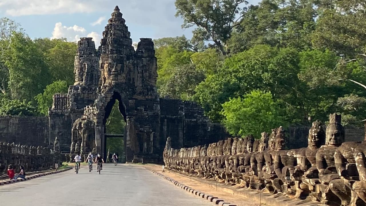Angkor Temples Tour - image 4