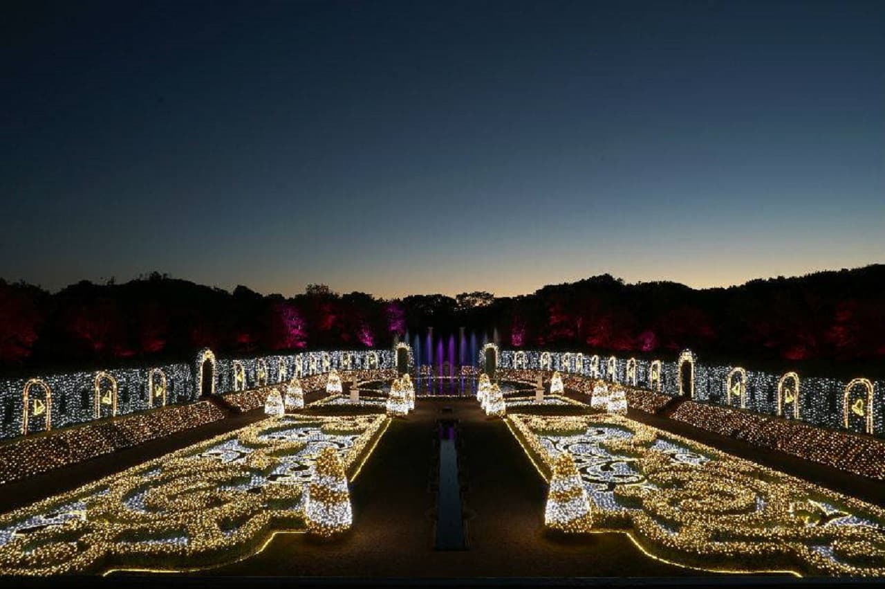 Huis Ten Bosch Theme Park - image 17