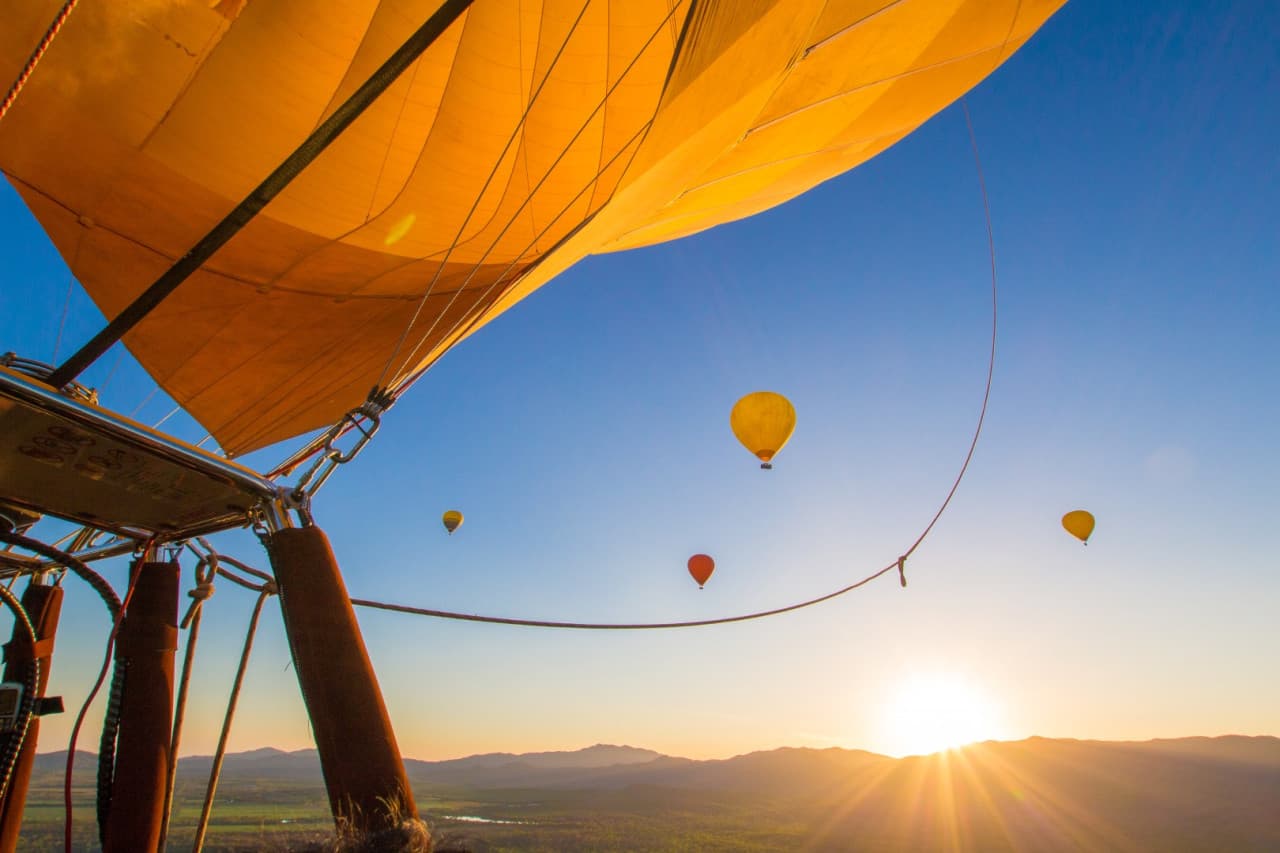 Cairns Hot Air Balloon Flight with Sparkling Wine and Optional Round Trip Transfer - image 7
