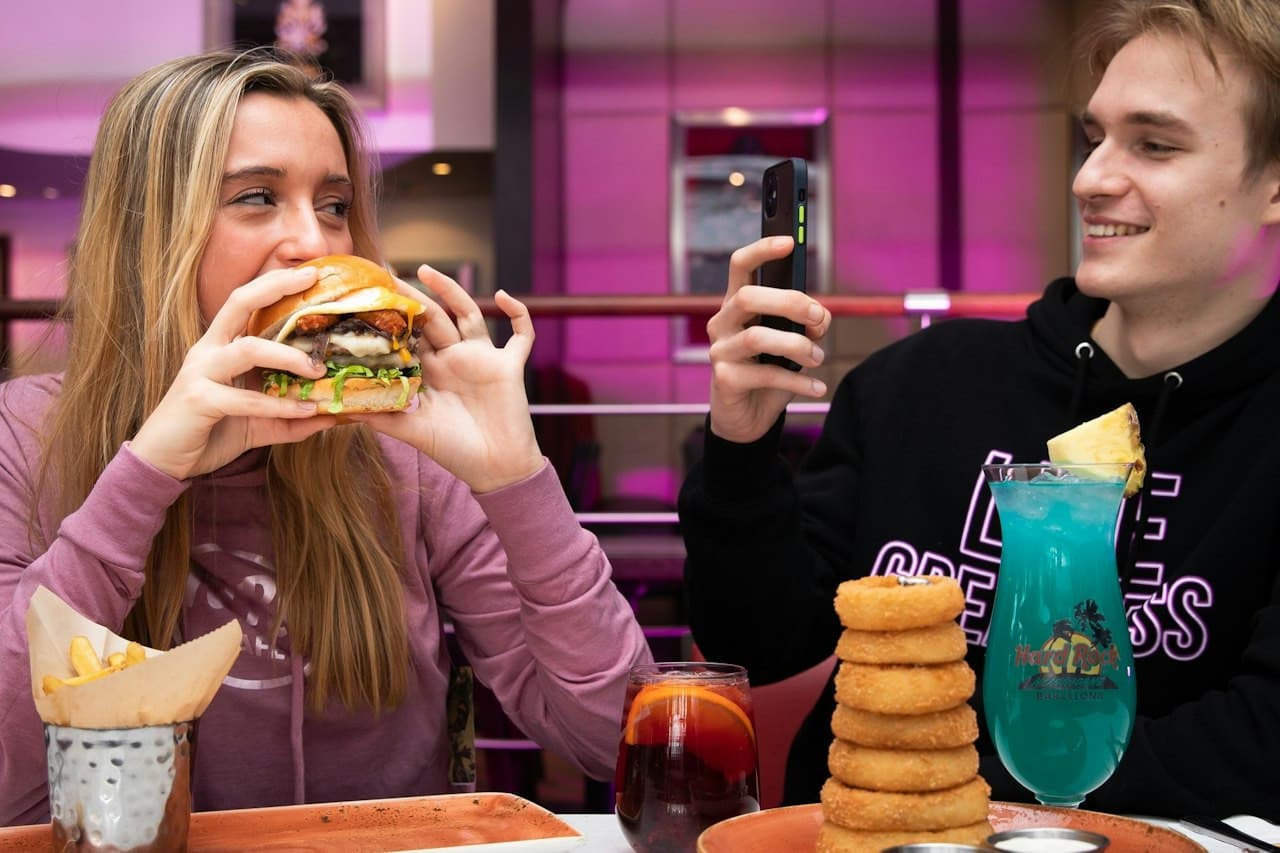 Hard Rock Cafe New York Times Square Dining Experience - image 6