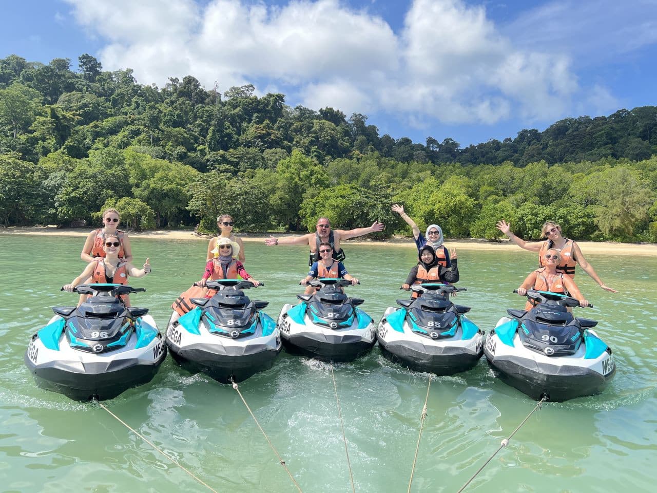 Tuba Island Discovery Tour by Jet Ski - image 2