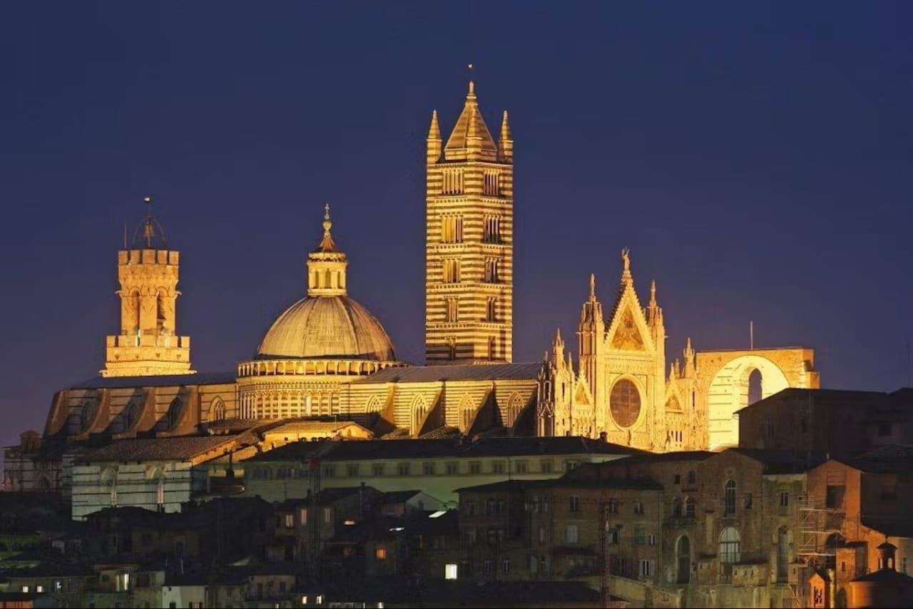 Complejo de la catedral de Siena (Opa Si Pass) - imagen principal