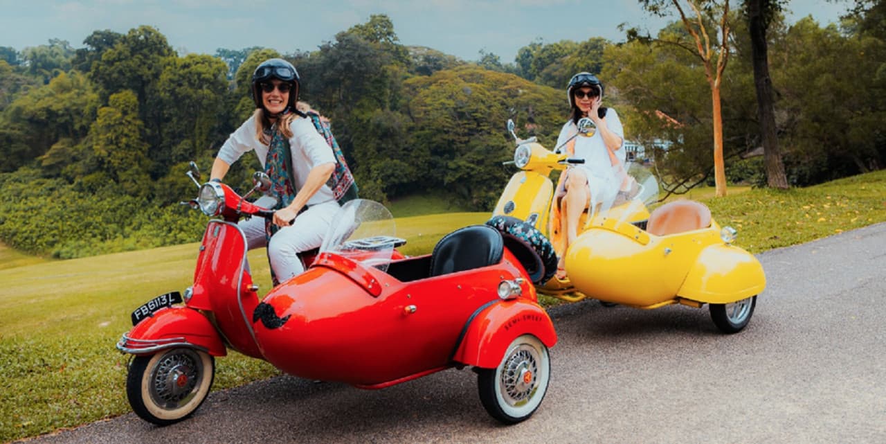Singapore Sidecars Glamorous Film-Inspired Tour - image 4