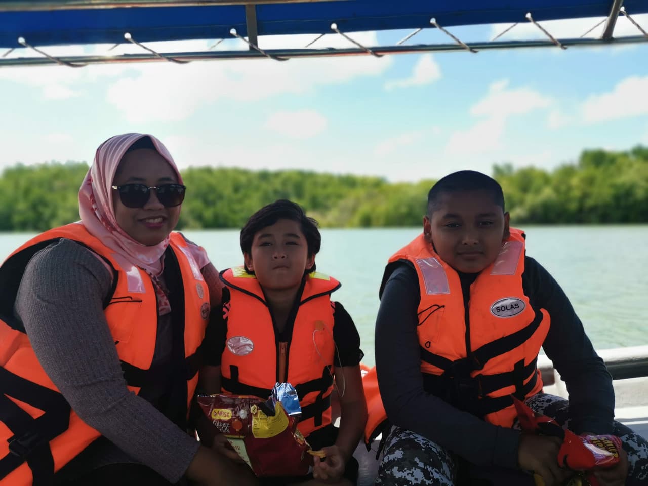 Lebam River Cruise - image 5