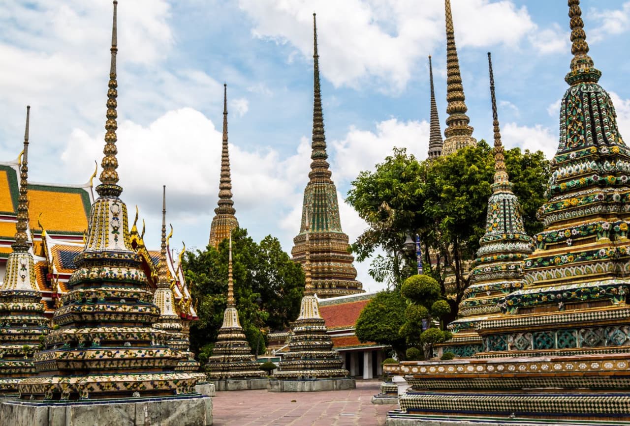 Wat Pho and Wat Arun Walking Tour - image 7