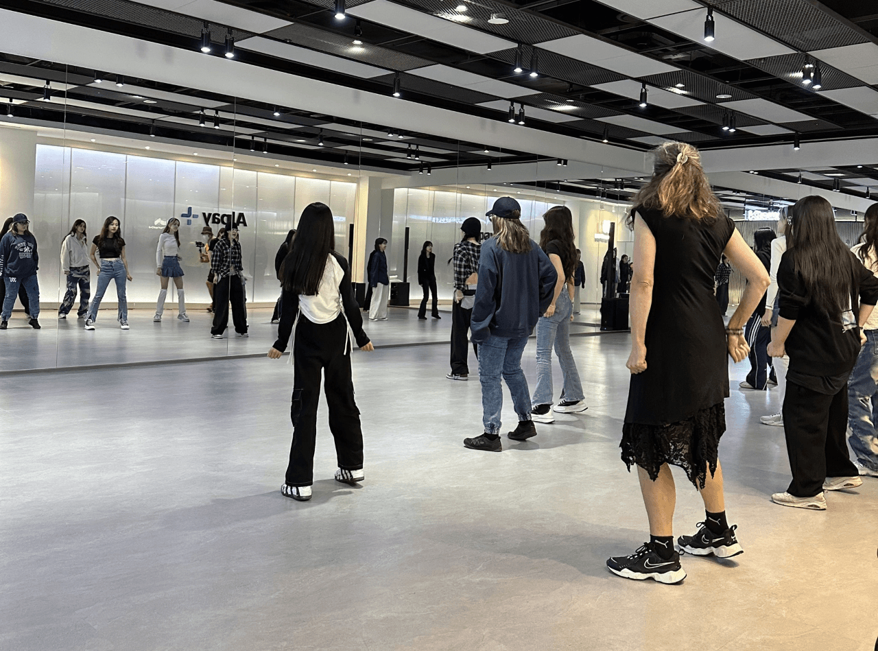 Ktown4u K-pop Dance Class with Video Shoot - image 3