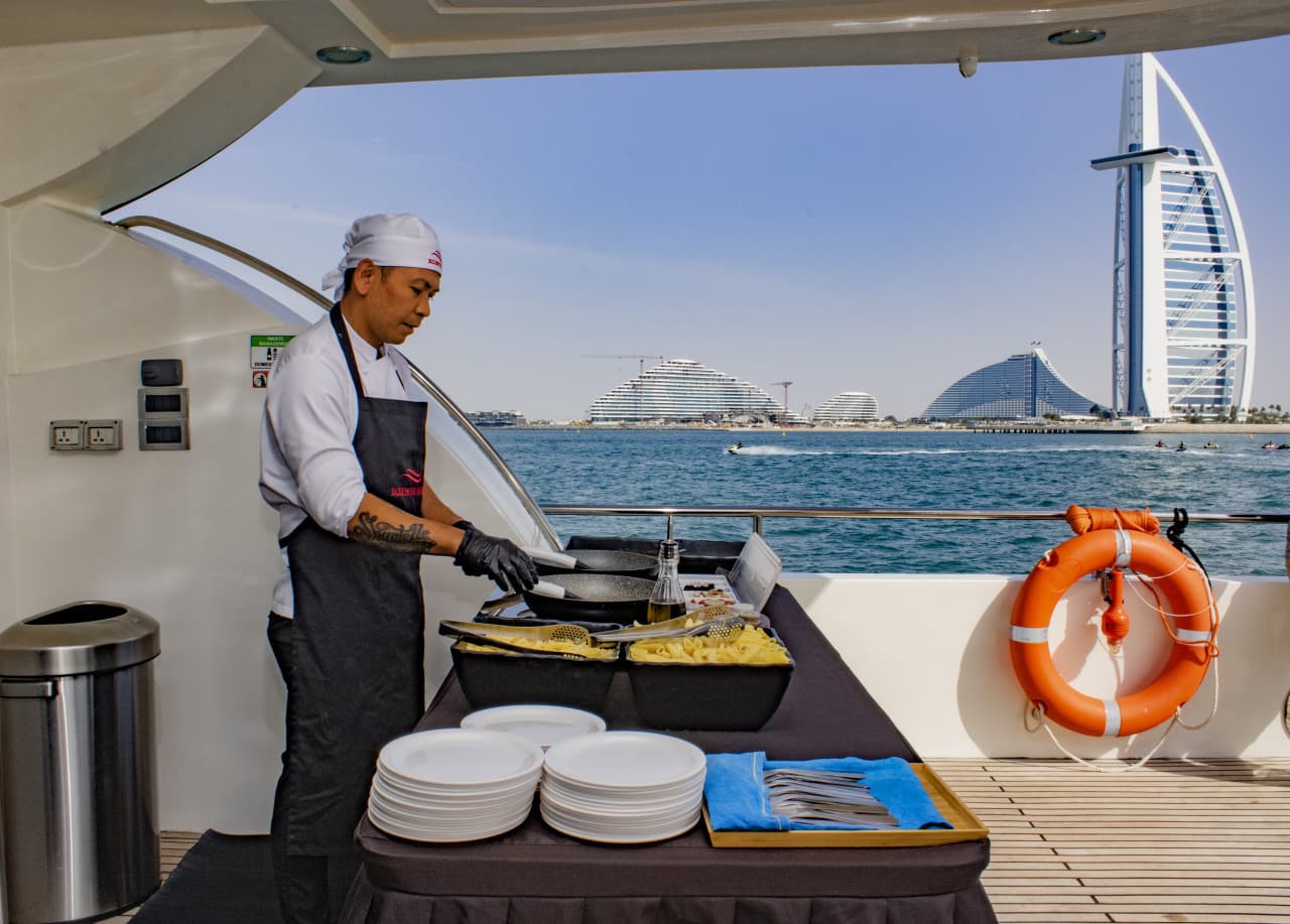 Dubai Marina Luxury Super Yacht Cruise - image 4