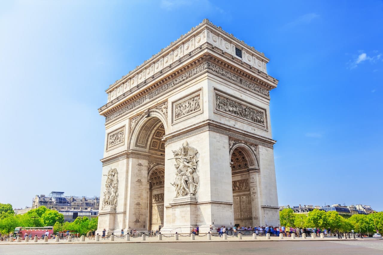 Arc de Triomphe Ticket: Admission + Rooftop Access - image 3