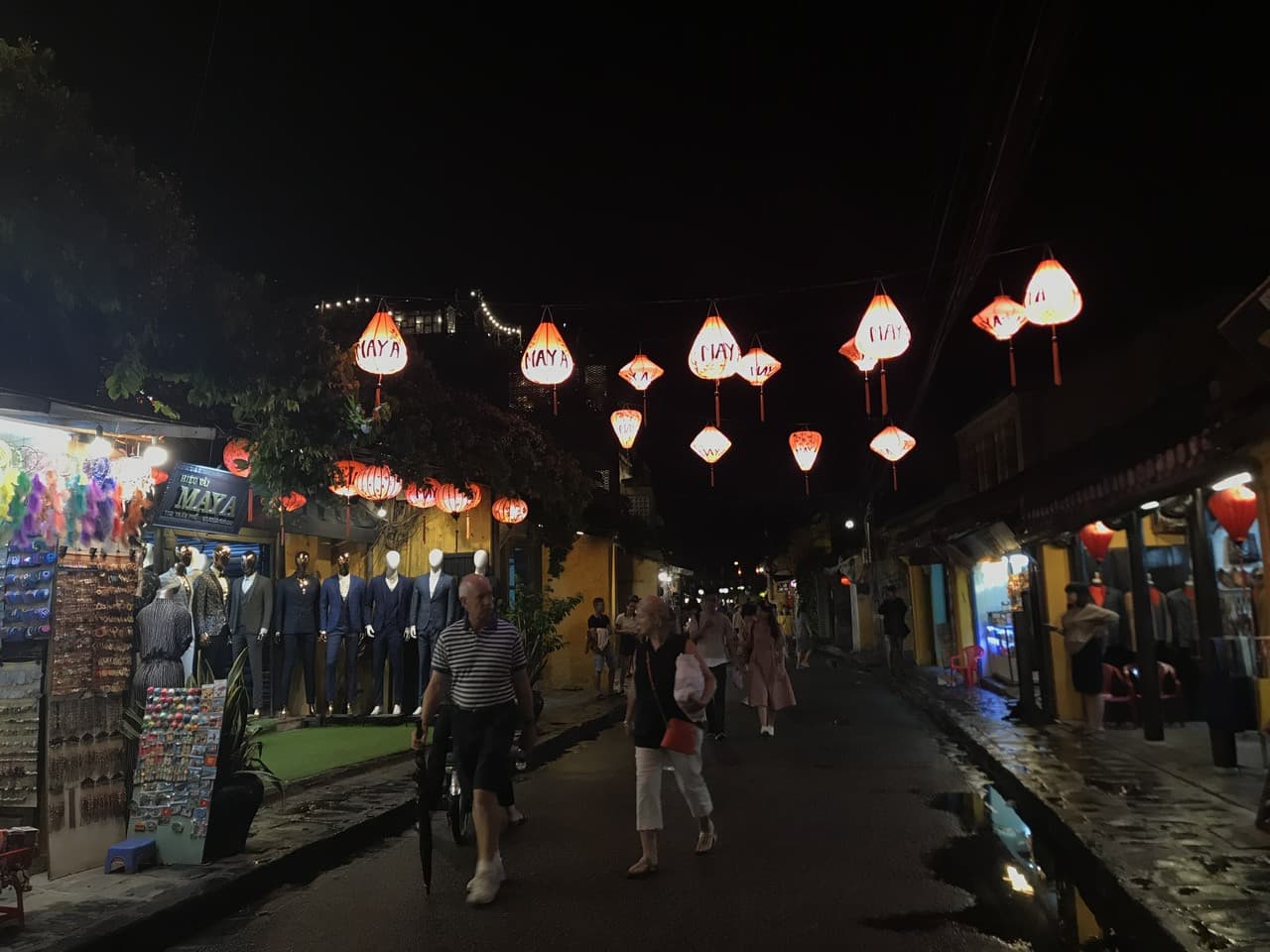 [다낭 출발] 다낭 시내 & 호이안 올드타운 종일투어 (점심,저녁식사, 입장권 포함 } 카카오톡 상담 가능) - 이미지 14