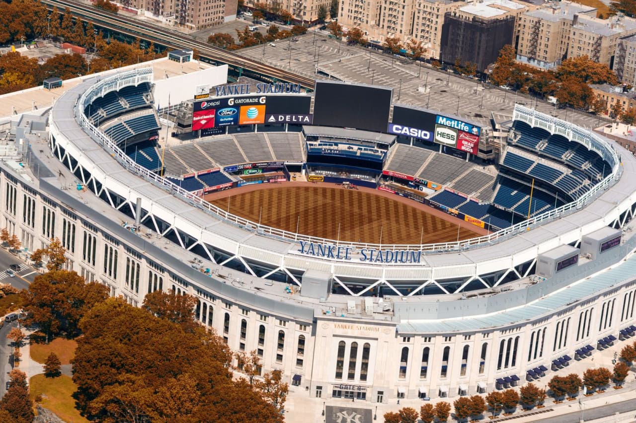 New York Boroughs Tour in Harlem, the Bronx, Queens, and Brooklyn - image 2