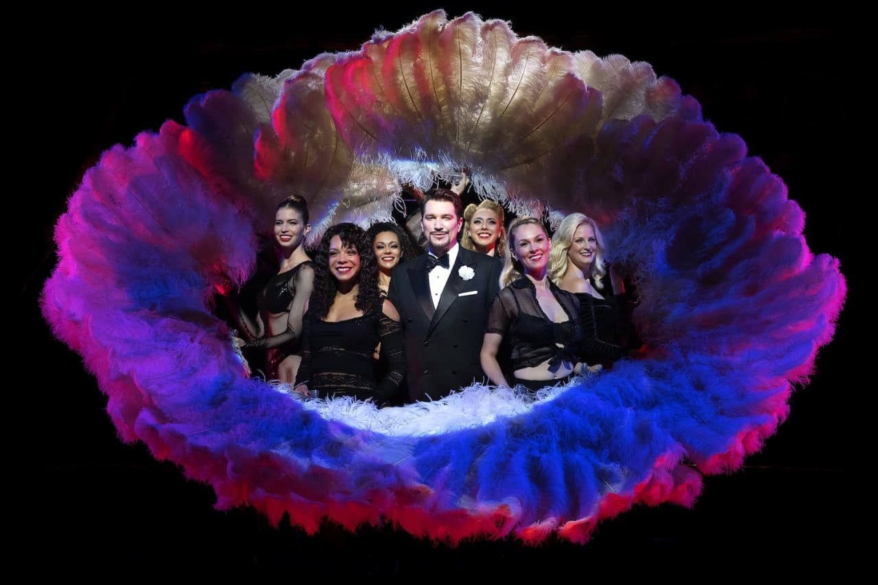 Chicago Broadway Show Ticket in New York - image 3