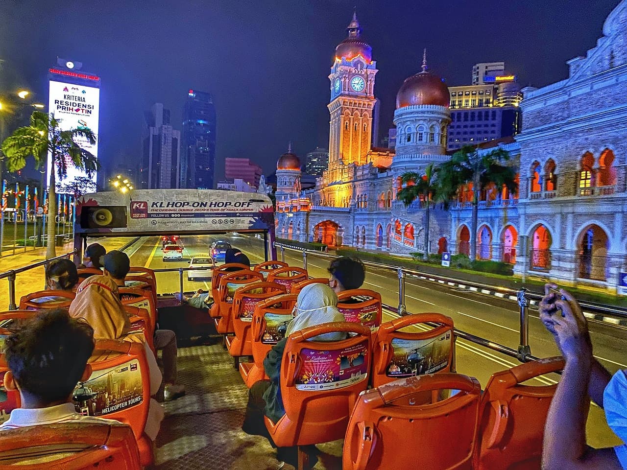 KL City of Lights Tour - image 2