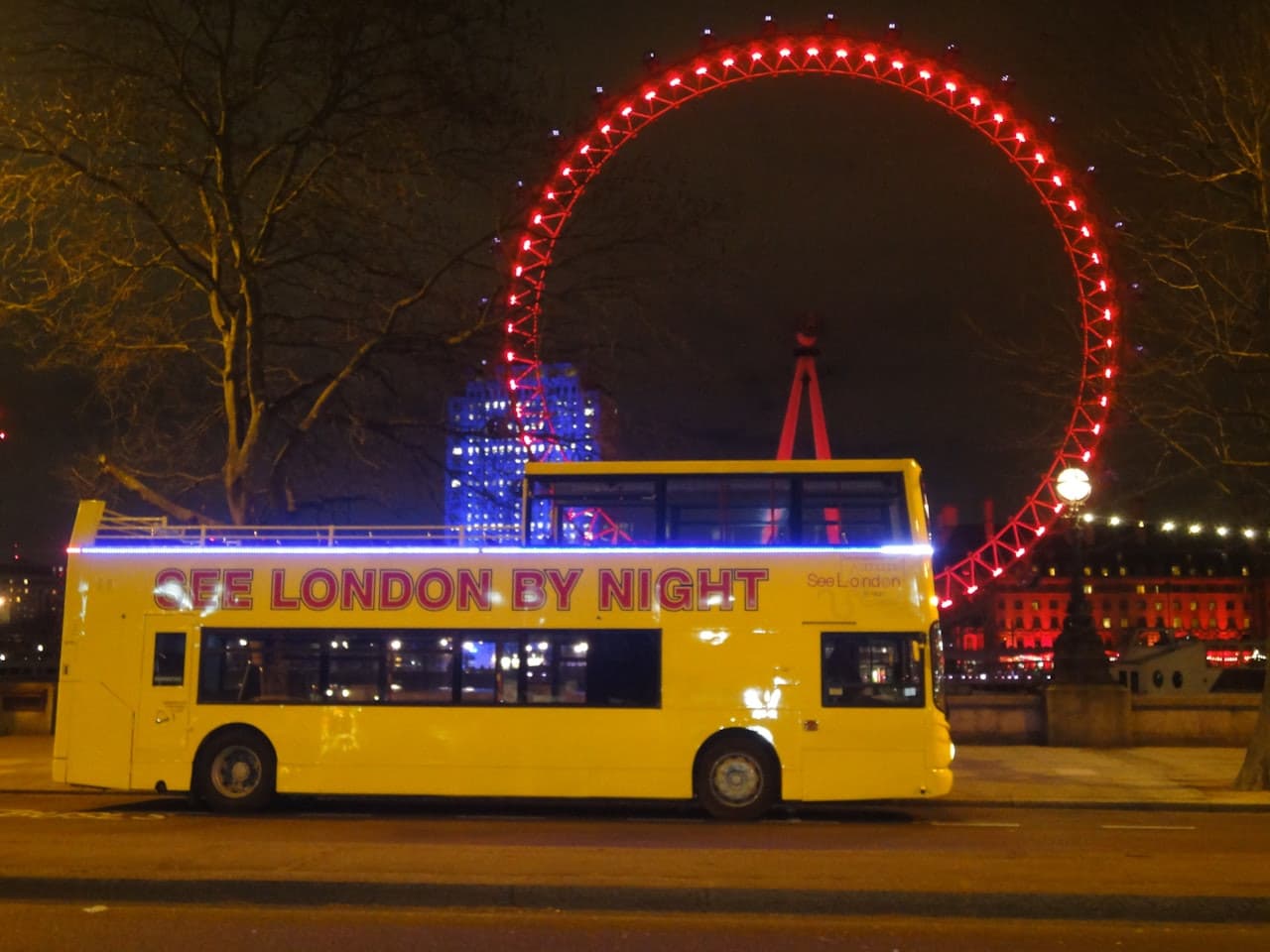 See London by Night - image 3