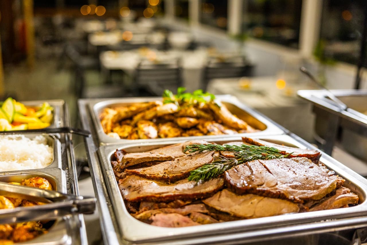 Cena buffet con crucero por Gold Coast a bordo de Sea World Cruises - imagen 7