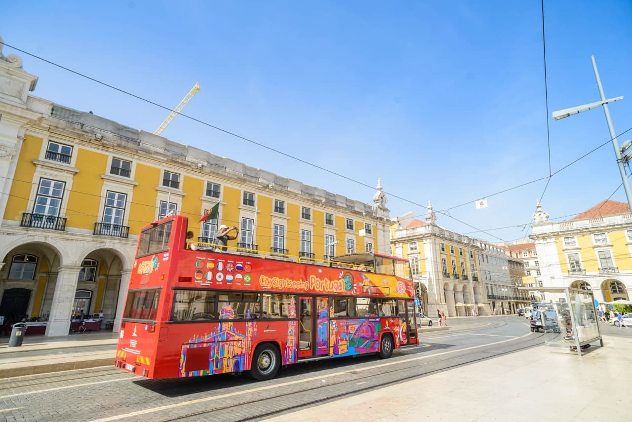 City Sightseeing Lisbon Hop-on Hop-off Bus Tour - image 3