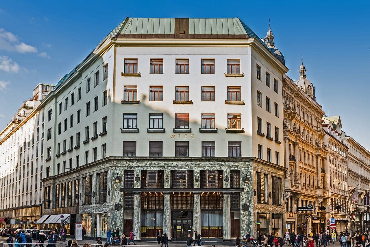 Vienna Old Town, Hofburg Palace Courtyard, and St. Stephen's Cathedral Walking Tour - image 12