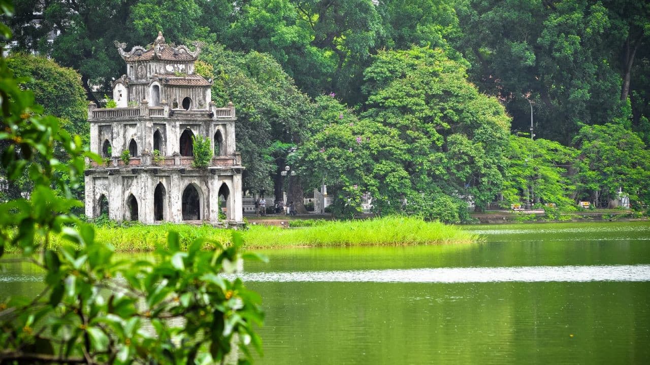 Hanoi Highlights City Tour: Ho Chi Minh Mausoleum, Temple of Literature, Tran Quoc Pagoda - image 5