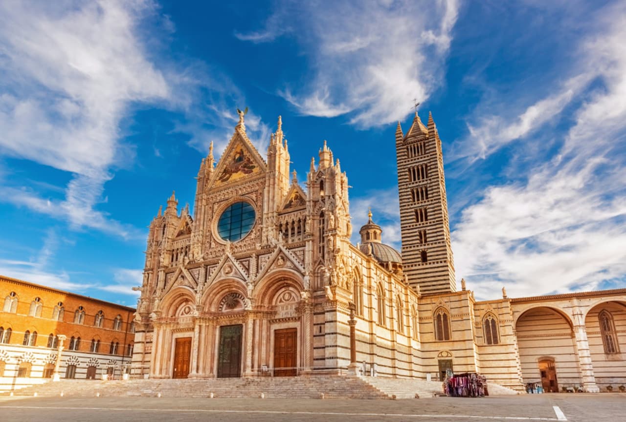 Complejo de la catedral de Siena (Opa Si Pass) - imagen 2