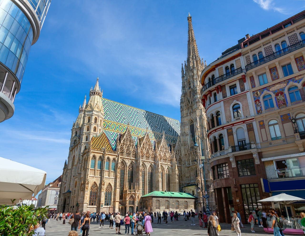 Vienna Old Town, Hofburg Palace Courtyard, and St. Stephen's Cathedral Walking Tour - image 21